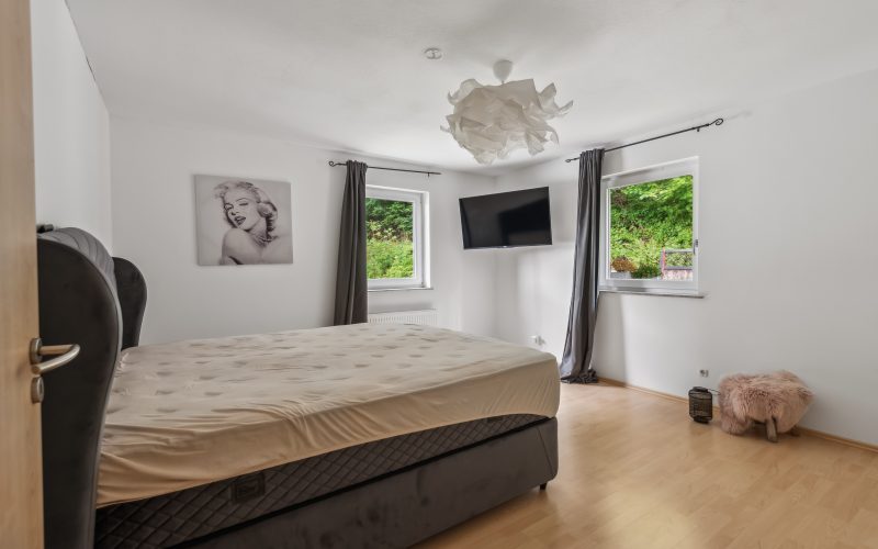 Schlafzimmer im OG
