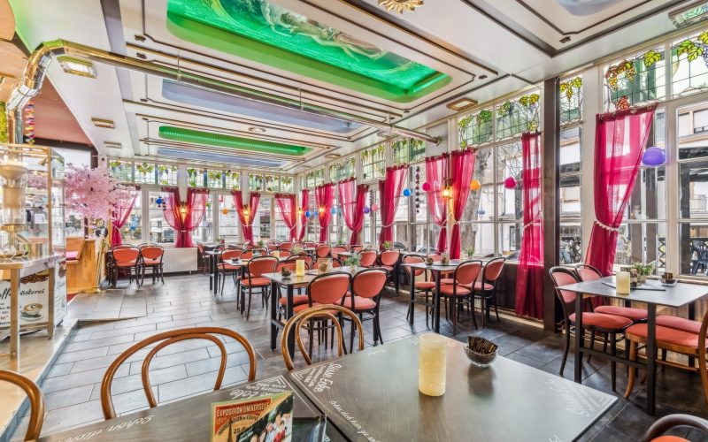 Lichtdurchfluteter Sitzbereich