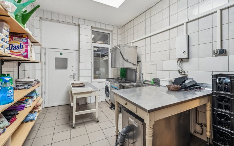 Spülküche mit Fettabscheider 2