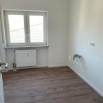 Küche (mit Einbauküche)