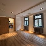 Schlafzimmer mit Einbauschrank