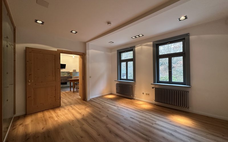 Schlafzimmer mit Einbauschrank