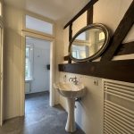 Badezimmer mit Dusche