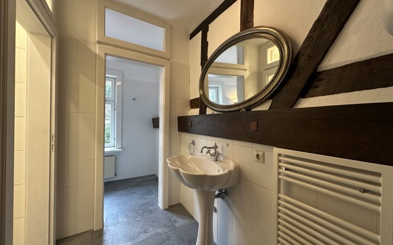 Badezimmer mit Dusche