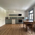 Küche mit Einbauküche (inkl.)