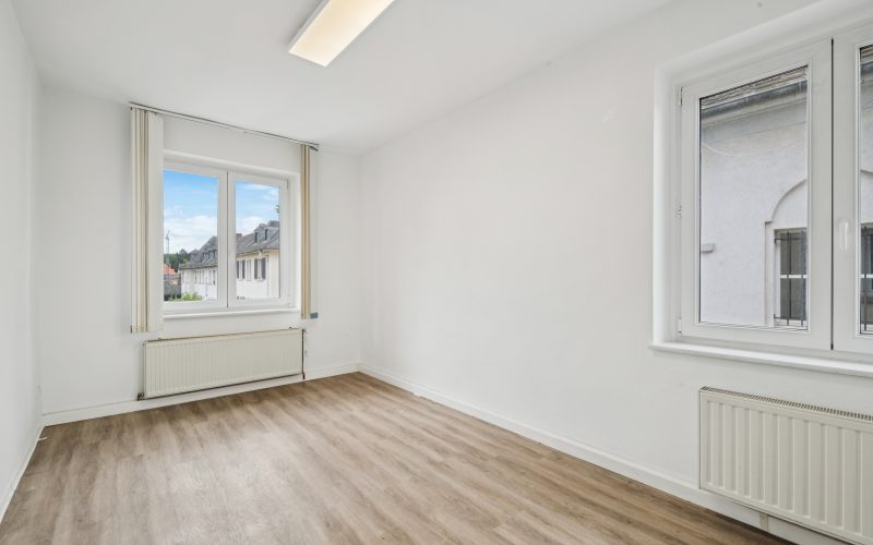 Büro-/Praxisfläche