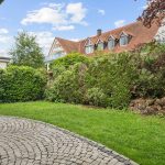 Terrasse mit Garten