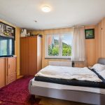 Schlafzimmer 1 (EG)