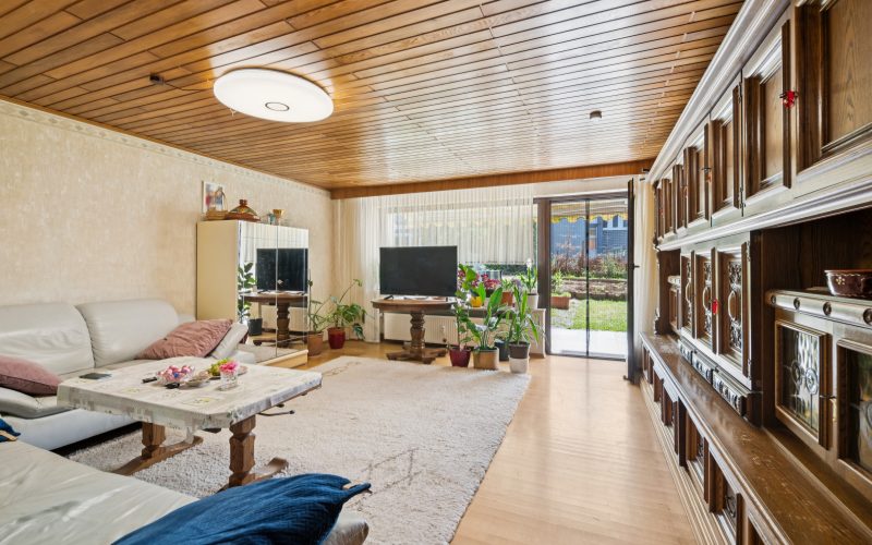 Wohnzimmer (EG)