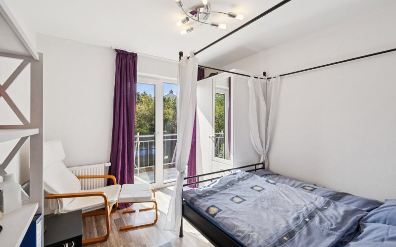 Schlafzimmer 1 (OG)