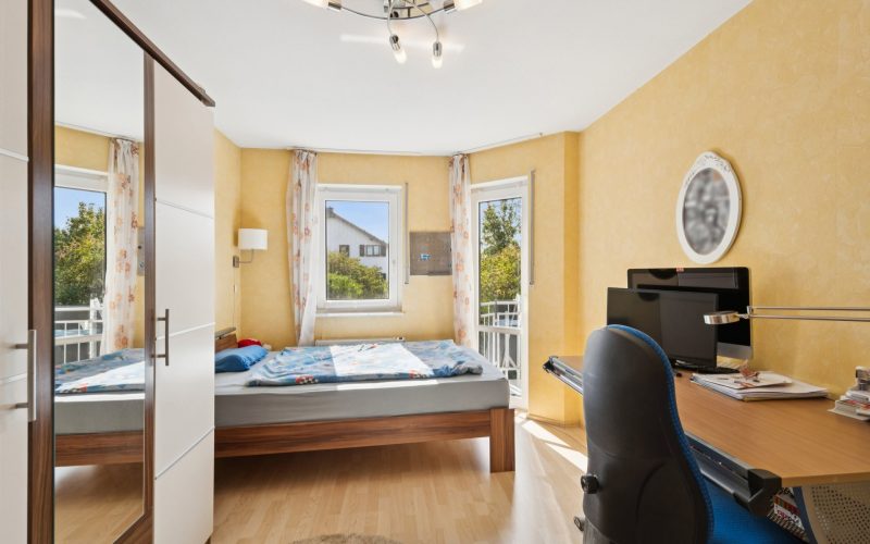 Schlafzimmer 2 (OG)