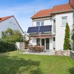 Garten mit Terrasse