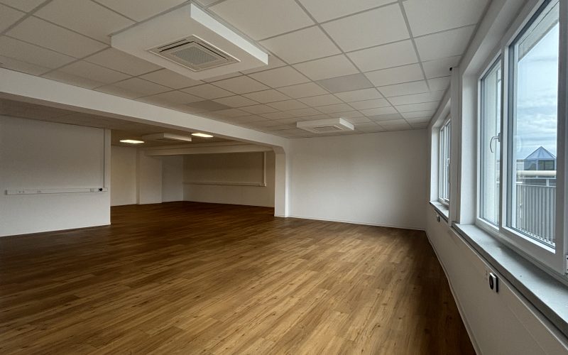 Büro- und Praxisfläche